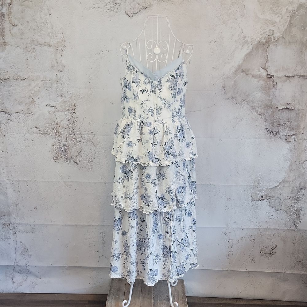 House of Harlow 1960 White Floral Tiered Midi Dress